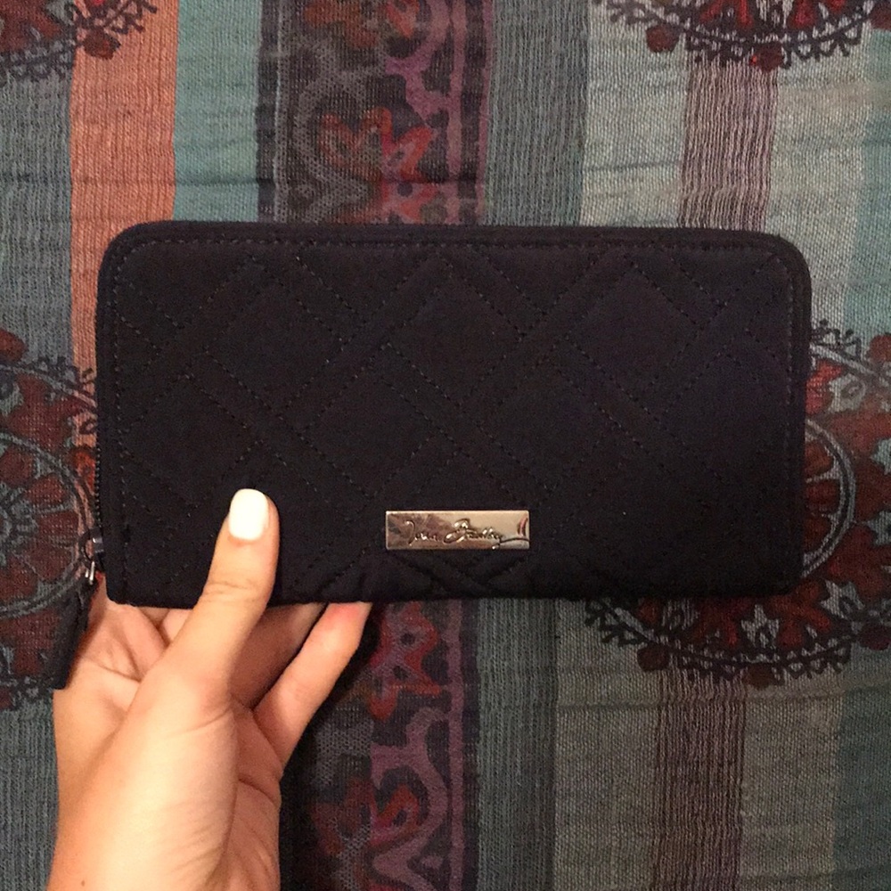 Vera Bradley, Large wallet